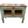 Stilvolle Shabby Chic Vitrinen Kommode mit blauer Patina