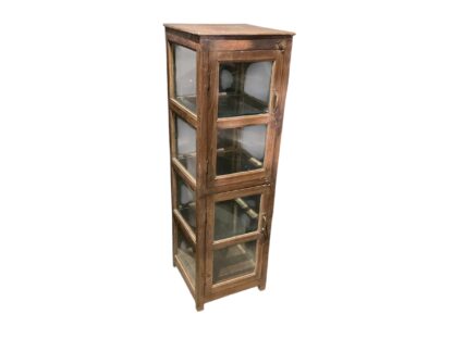 Schmaler, Vitrinenschrank aus Vollholz – Bild 3
