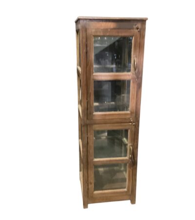 Schmaler, Vitrinenschrank aus Vollholz