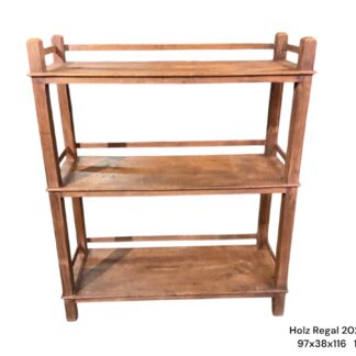Regal aus Holz