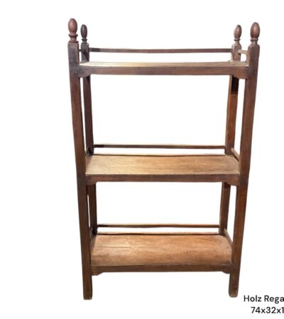 Holzregal