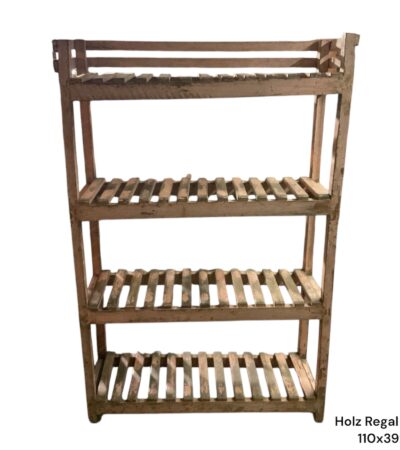 Regal aus Holz