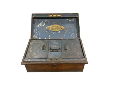 Original Britische Kassa im Kolonialstil - Vintage aus Indien – Bild 4