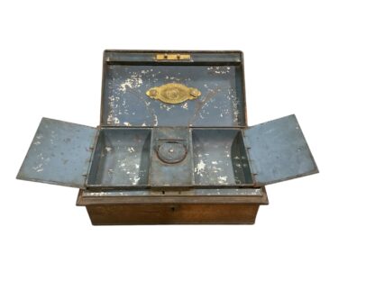 Original Britische Kassa im Kolonialstil - Vintage aus Indien – Bild 3