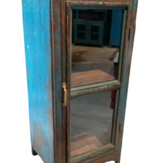 Blauer Patina Glasschrank – Ideal als Nachttisch oder Küchenkästchen