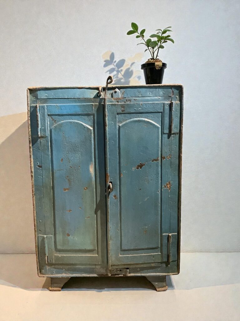 Eisen Schrank, blau