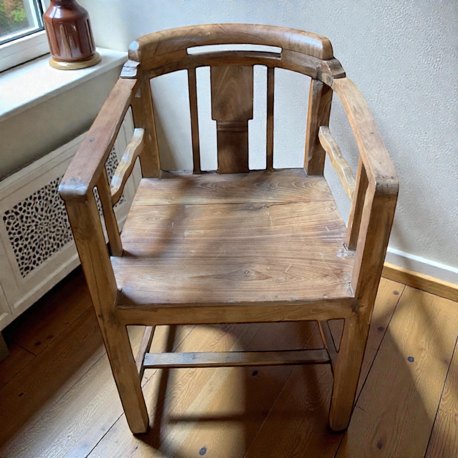 Vollholz Sessel “Gandhi“