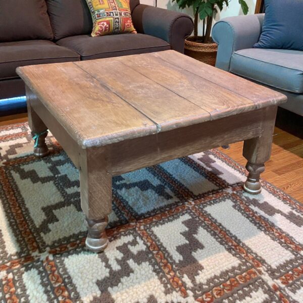 Vintage Kleines Tischchen "Bajot" aus Indien