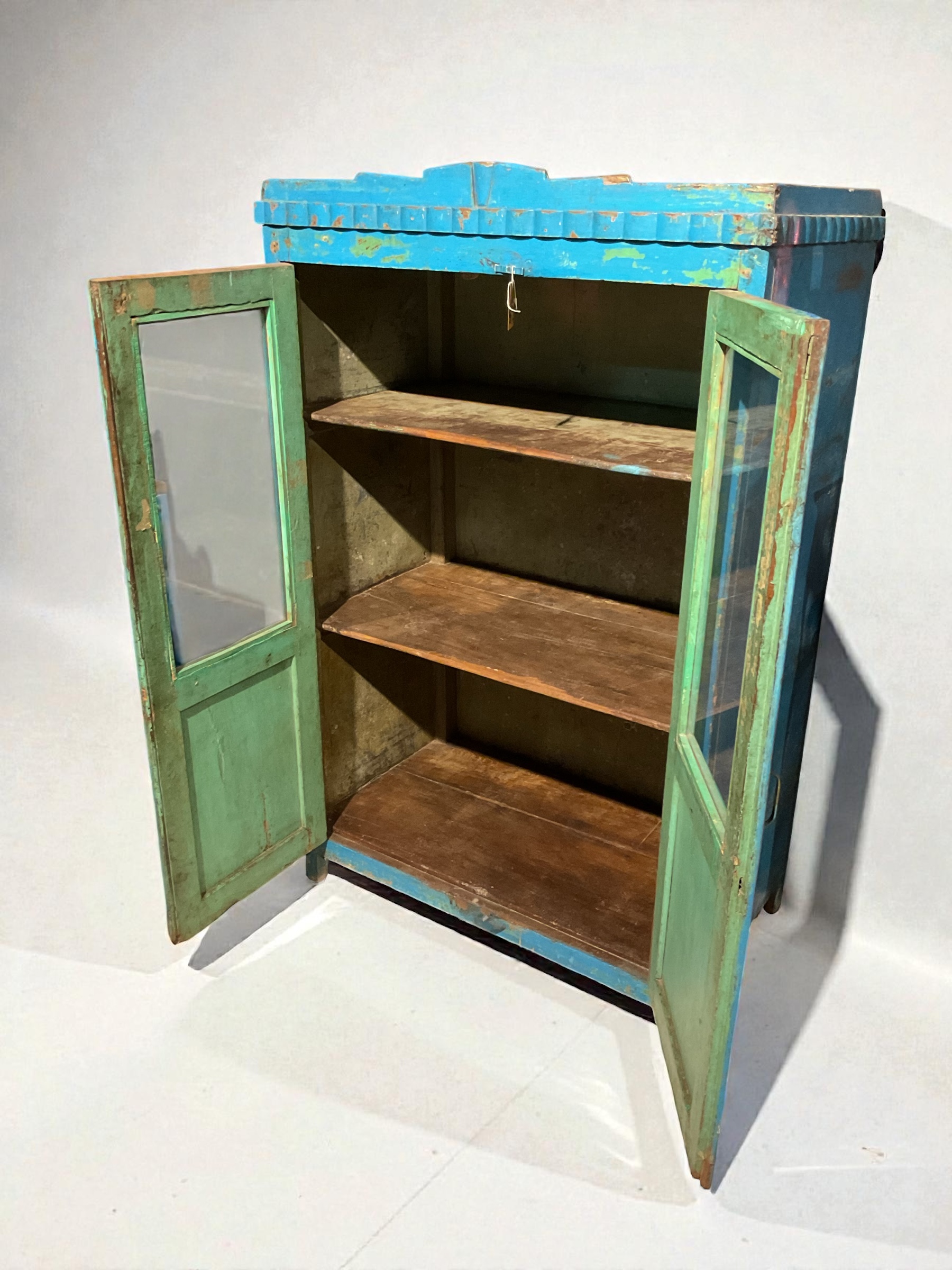 Blaues Vintage Kästchen mit 2 Glastüren - Image 6