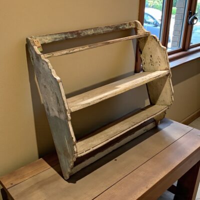 Kleines Wandregal in Creme-Weiß - Shabby Chick