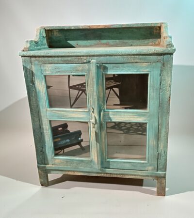 Türkis-Grüne Vitrine mit Patina