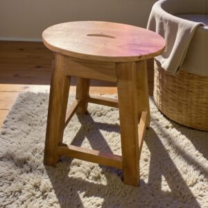 Sitzhocker - Schemel aus Sheeshamholz