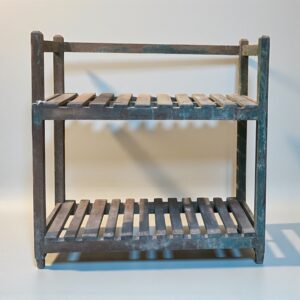 Holzregal
