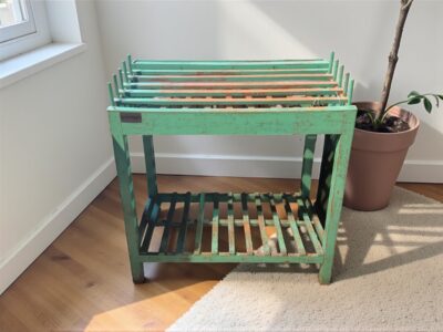 Original Geschirrtisch