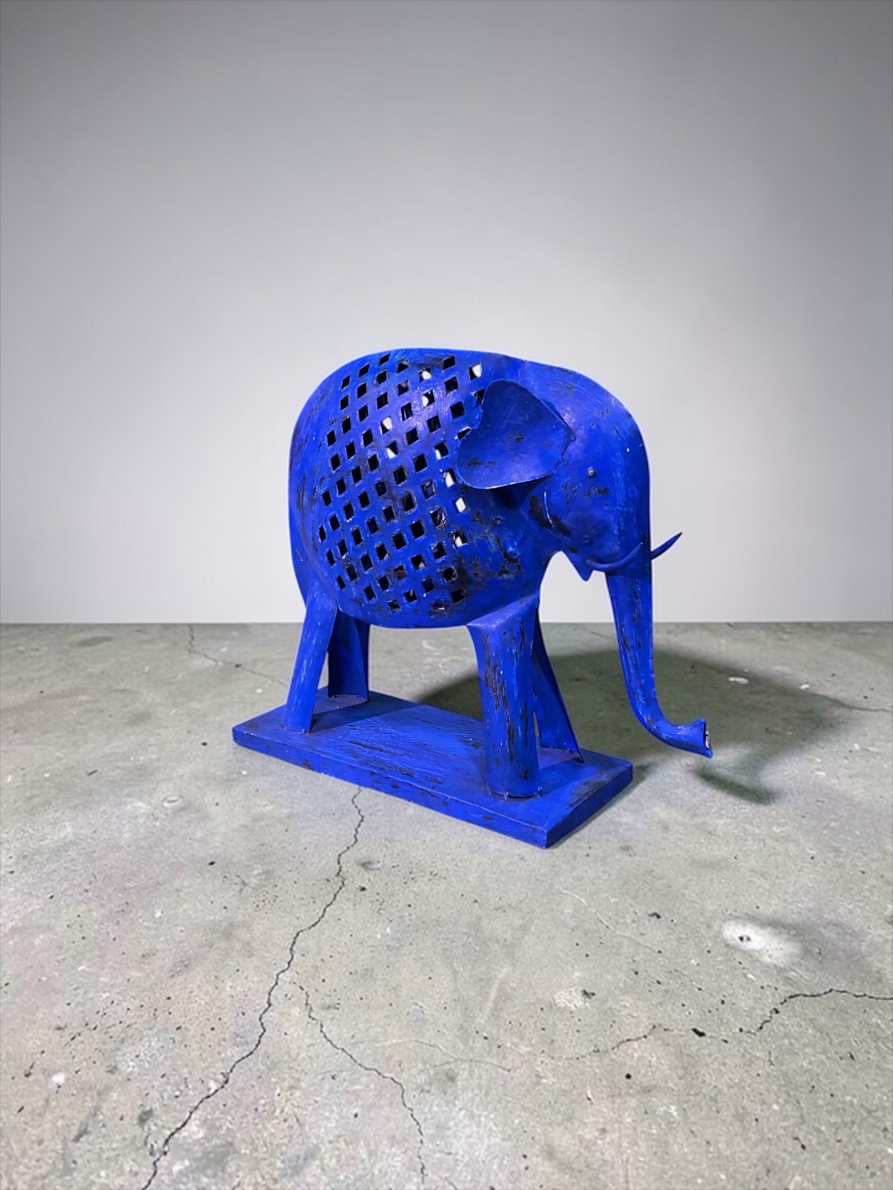 Blauer Eisen Elefant - Image 3