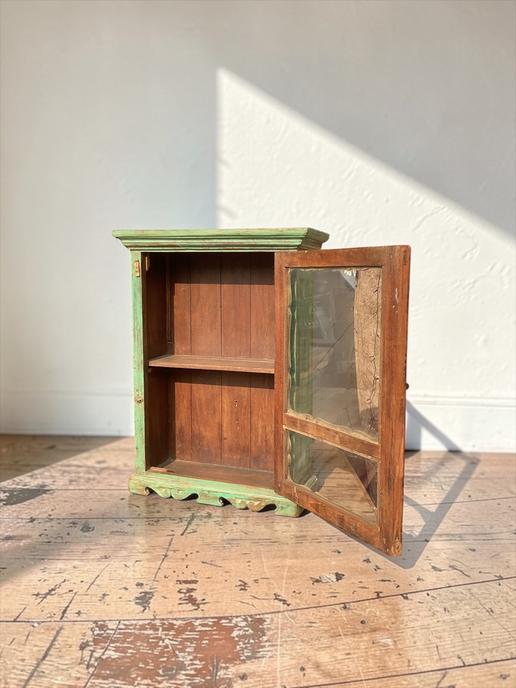 Grüner Wandschrank - Image 2