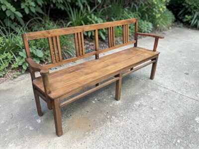 Vintage Holzbank mit Rückenlehne