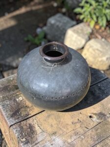 Metallvase
