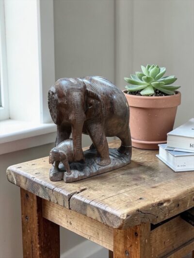 Vintage Elefantenfigur mit Jungtier