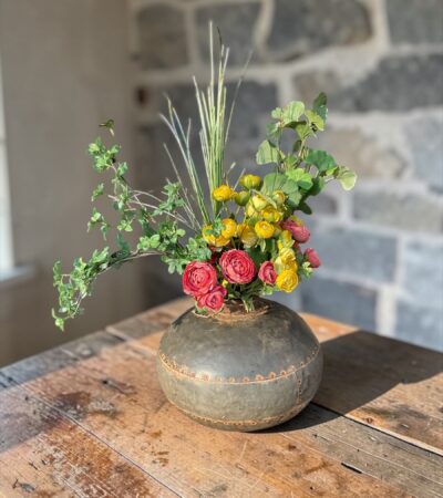 Große Vintage Metallvase