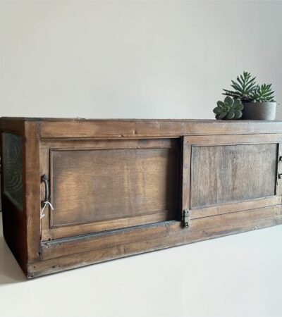 Vintage Holzsideboard/-vitrine