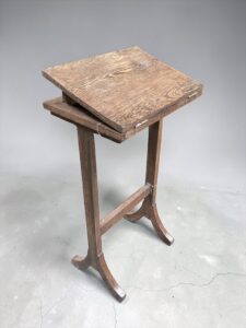 Lesepult aus Holz