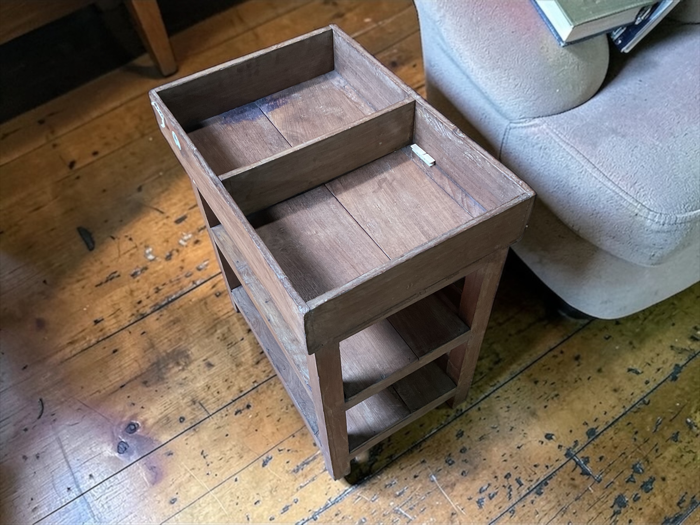 Beistellregal mit Ablagefach - Image 2