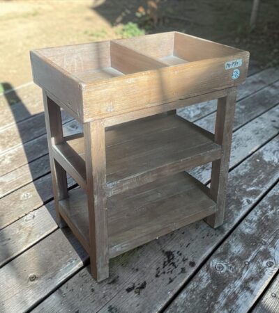 Beistellregal mit Ablagefach