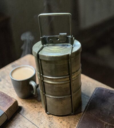 Original Lunchbox aus Indien