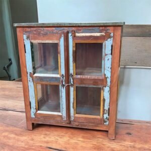 Holzvitrine